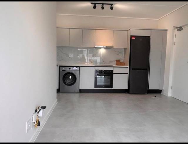 1 BEDROOM PROPERTY TO RENT IN SANDOWN